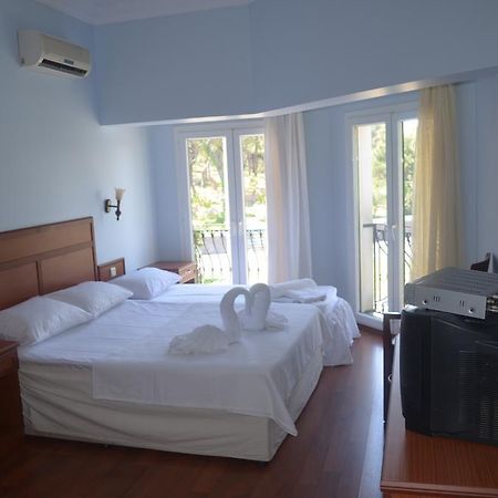 Silva Hotel Ayvalı エクステリア 写真