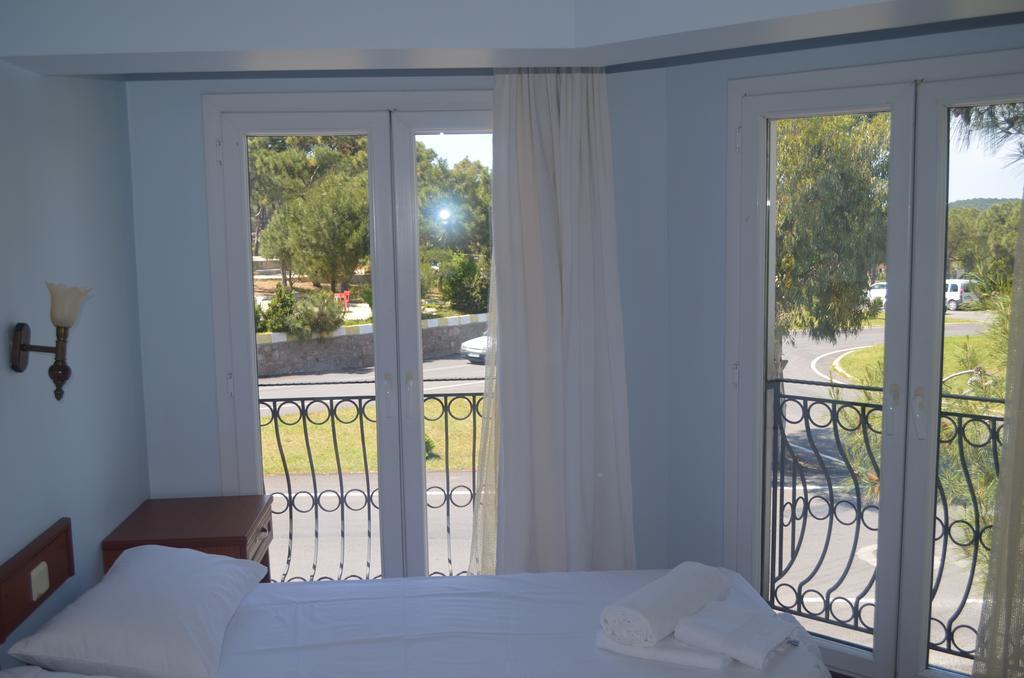 Silva Hotel Ayvalı エクステリア 写真
