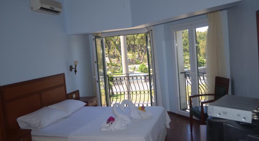 Silva Hotel Ayvalı エクステリア 写真