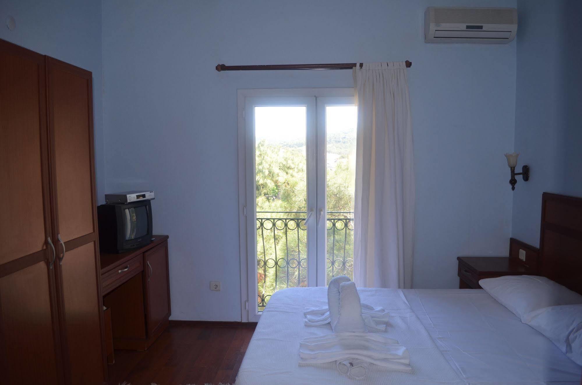 Silva Hotel Ayvalı エクステリア 写真