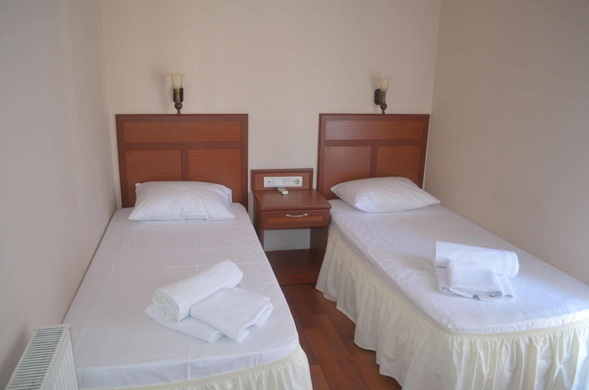 Silva Hotel Ayvalı エクステリア 写真